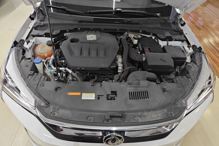 Used Dongfeng Aeolus Yixuan 2020 230T Automatic Advanced Edition Engine Bay
