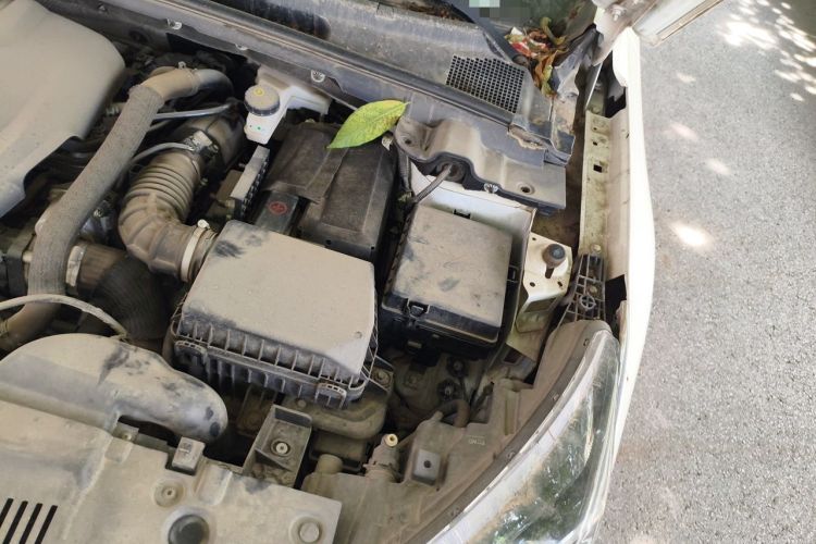 Used Dongfeng Aeolus Yixuan 2020 230T Automatic Cool Edition Engine Bay Left