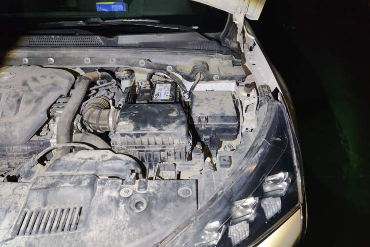 Used Dongfeng Aeolus Yixuan 2020 230T Automatic Cool Edition Engine Bay Left