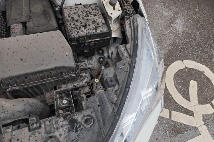 Used Dongfeng Aeolus Yixuan 2020 230T Automatic Cool Edition Engine Bay Left