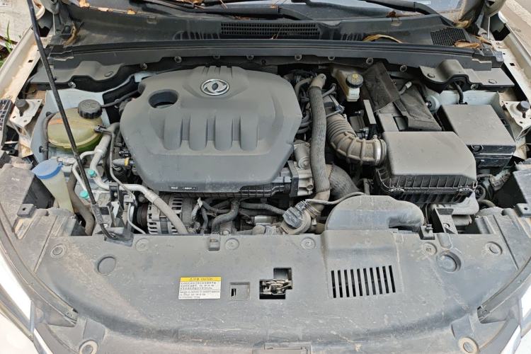 Used Dongfeng Aeolus Yixuan 2020 230T Automatic Advanced Edition Engine Bay