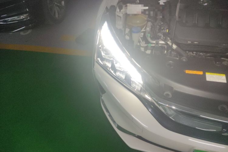 Used Dongfeng Aeolus Yixuan 2020 230T Automatic Cool Track Edition Engine Bay Right