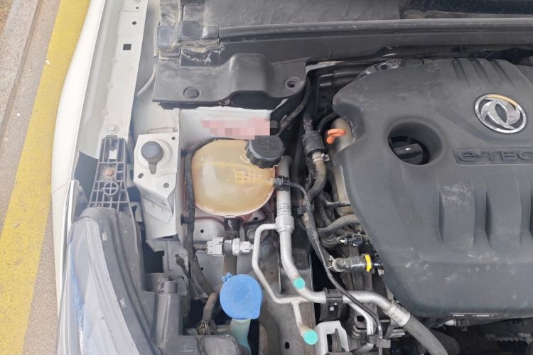 Used Dongfeng Aeolus Yixuan 2020 230T Automatic Cool Edition Engine Bay Right