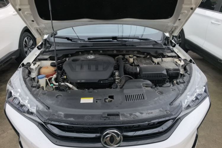 Used Dongfeng Aeolus Yixuan 2020 230T Automatic Cool Stylish Dark Knight Edition Engine Bay