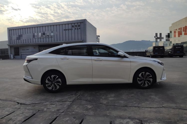 Used Dongfeng Aeolus Yixuan 2020 200T Manual Ignition Edition Exterior 2