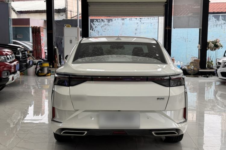 Used Dongfeng Aeolus Yixuan 2020 230T Automatic Dazzle Track Edition Exterior 4