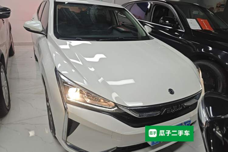 Used Dongfeng Aeolus Yixuan 2020 230T Automatic Dazzle Track Edition Front