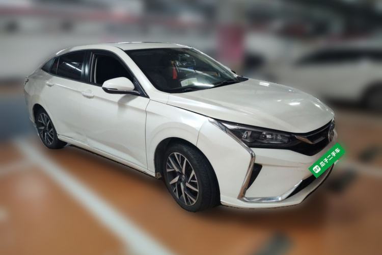 Used Dongfeng Aeolus Yixuan 2020 230T Automatic Advanced Edition Front Right 45 Deg