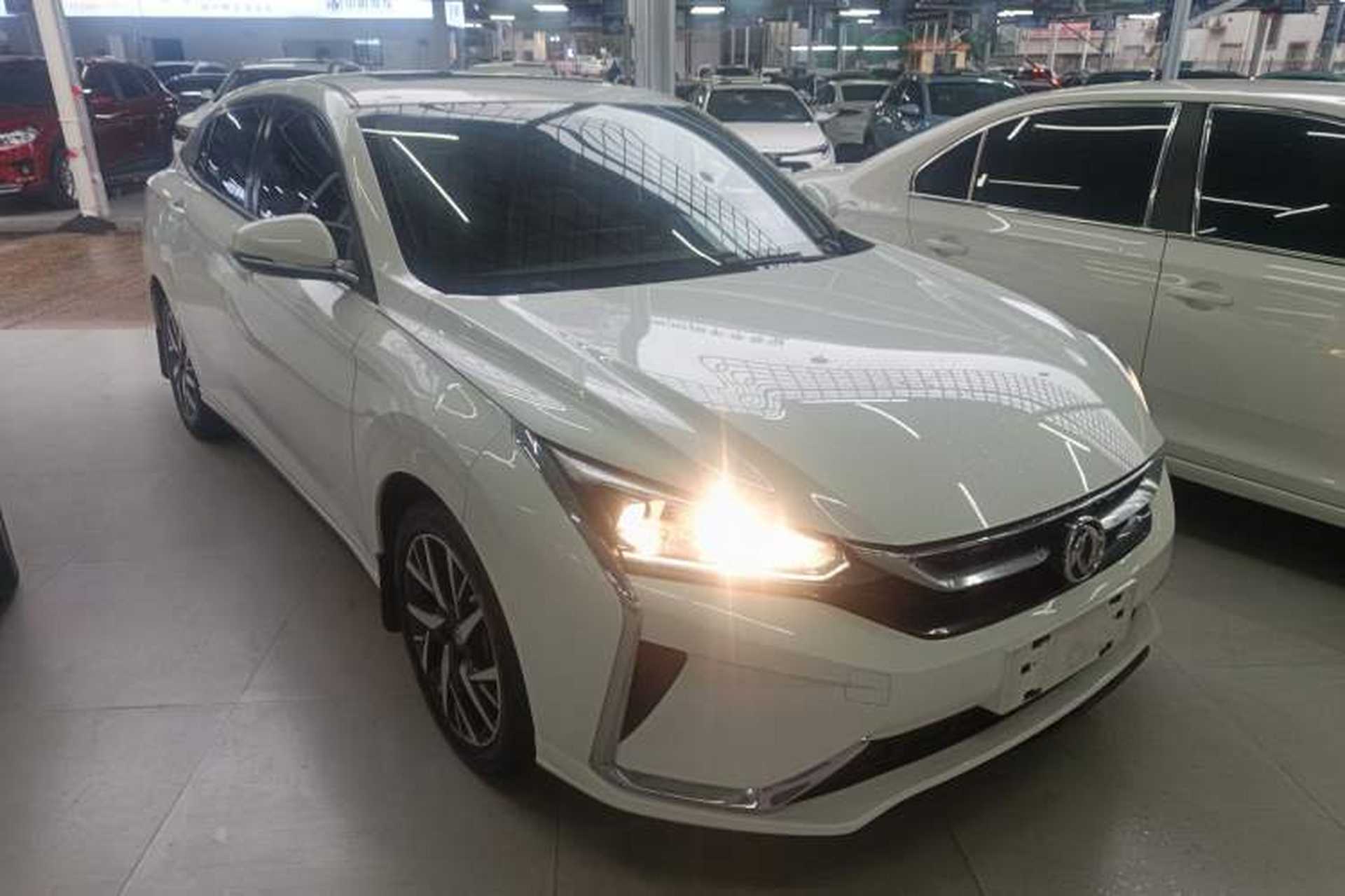 Used Dongfeng Aeolus Yixuan 2020 230T Automatic Advanced Edition Front Right 45 Deg