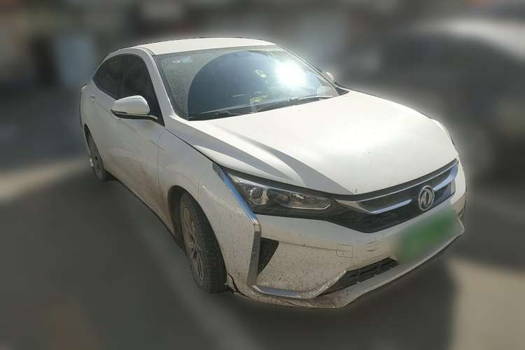 Used Dongfeng Aeolus Yixuan 2020 200T Manual Ignition Edition Front Right 45 Deg