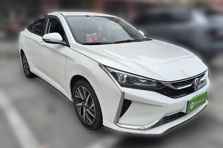 Used Dongfeng Aeolus Yixuan 2020 230T Automatic Advanced Edition Front Right 45 Deg