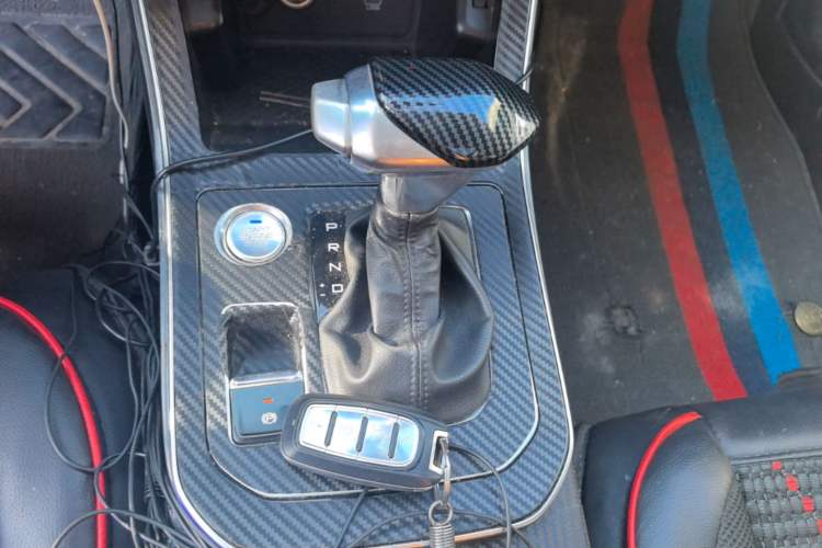 Used Dongfeng Aeolus Yixuan 2020 230T Automatic Advanced Edition Gear Lever
