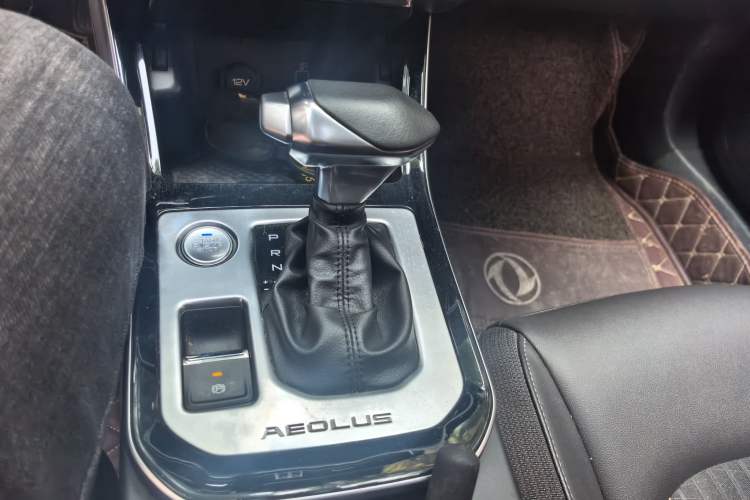 Used Dongfeng Aeolus Yixuan 2020 230T Automatic Cool Edition Gear Lever