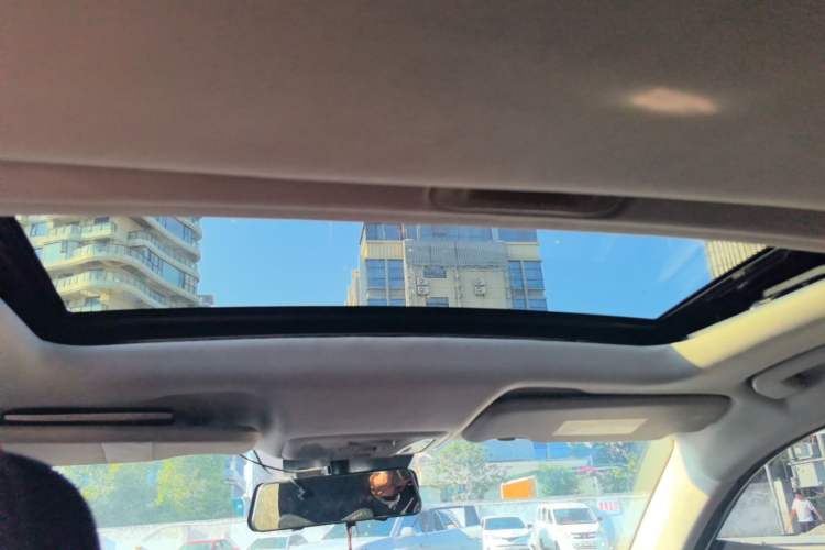 Used Dongfeng Aeolus Yixuan 2020 230T Automatic Advanced Edition Headliner