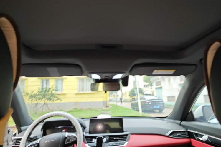 Used Dongfeng Aeolus Yixuan 2020 230T Automatic Xuanyao Track Edition Headliner