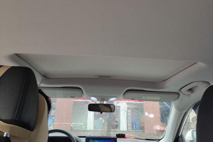 Used Dongfeng Aeolus Yixuan 2020 230T Automatic Advanced Edition Headliner
