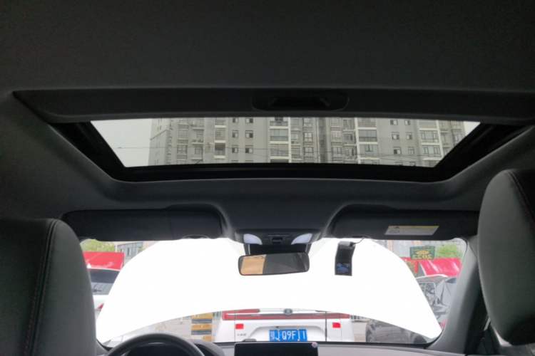 Used Dongfeng Aeolus Yixuan 2020 230T Automatic Cool Stylish Dark Knight Edition Headliner