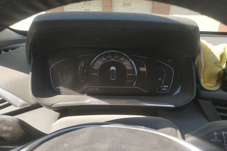 Used Dongfeng Aeolus Yixuan 2020 200T Manual Ignition Edition Instrument Cluster