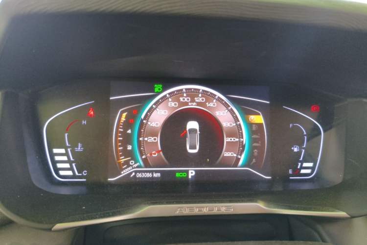 Used Dongfeng Aeolus Yixuan 2020 230T Automatic Cool Edition Instrument Cluster