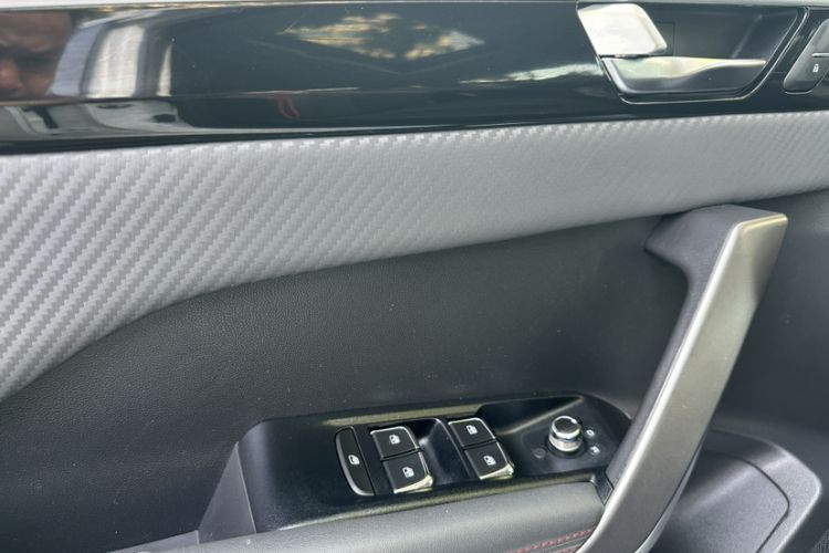 Used Dongfeng Aeolus Yixuan 2020 230T Automatic Dazzle Track Edition Interior 2