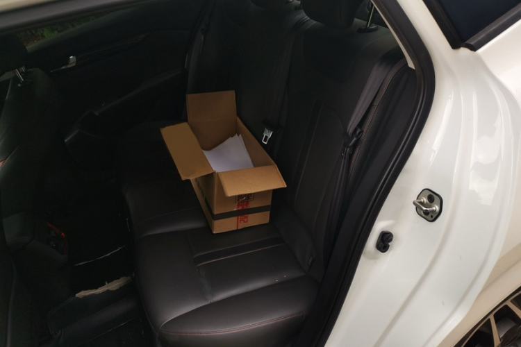 Used Dongfeng Aeolus Yixuan 2020 230T Automatic Cool Track Rider Edition Interior 3