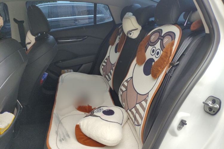 Used Dongfeng Aeolus Yixuan 2020 230T Automatic Advanced Edition Interior 4