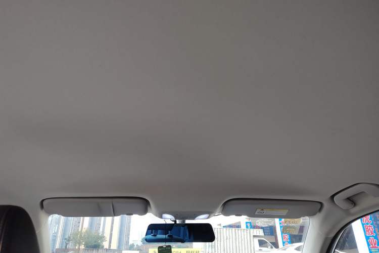 Used Dongfeng Aeolus Yixuan 2020 200T Manual Ignition Edition Interior 4