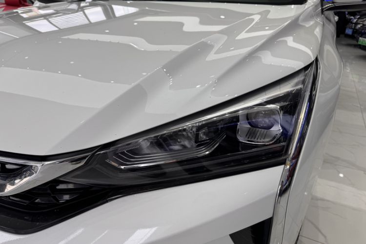 Used Dongfeng Aeolus Yixuan 2020 230T Automatic Dazzle Track Edition Left Front Headlight