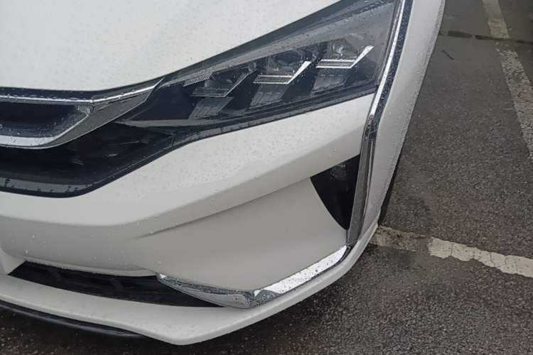 Used Dongfeng Aeolus Yixuan 2020 230T Automatic Cool Edition Left Front Headlight
