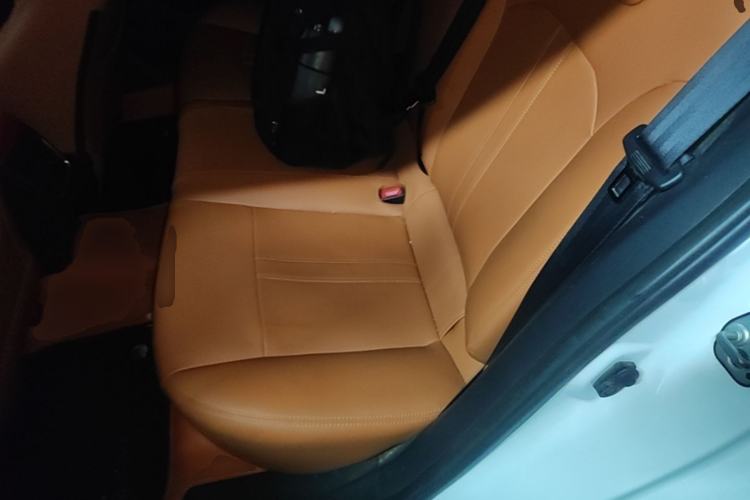 Used Dongfeng Aeolus Yixuan 2020 230T Automatic Cool Edition Left Rear Seat