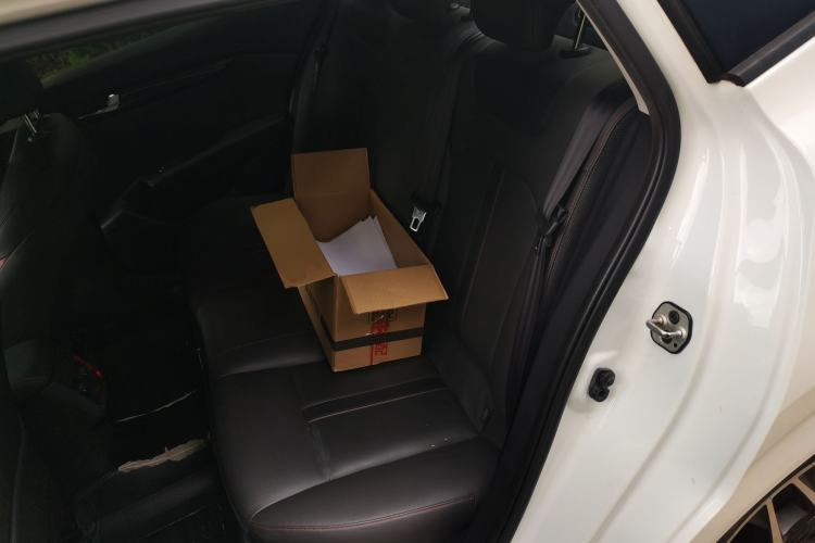 Used Dongfeng Aeolus Yixuan 2020 230T Automatic Cool Track Rider Edition Left Rear Seat