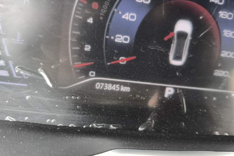Used Dongfeng Aeolus Yixuan 2020 230T Automatic Dazzle Track Edition Odometer Close Up