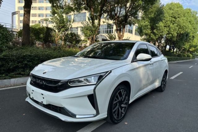 Used Dongfeng Aeolus Yixuan 2020 230T Automatic Dazzle Track Edition