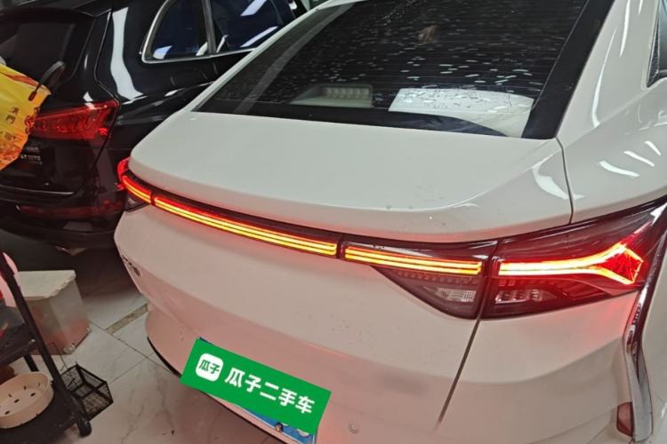 Used Dongfeng Aeolus Yixuan 2020 230T Automatic Dazzle Track Edition Rear