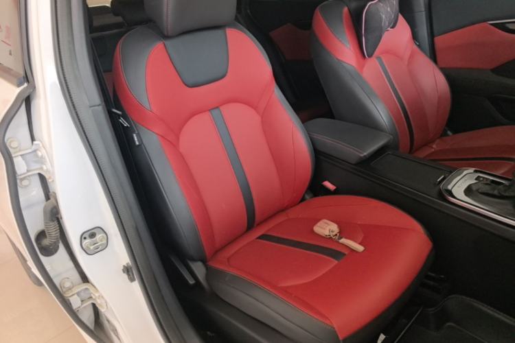 Used Dongfeng Aeolus Yixuan 2020 230T Automatic Dazzle Track Rider Edition Right Front Seat