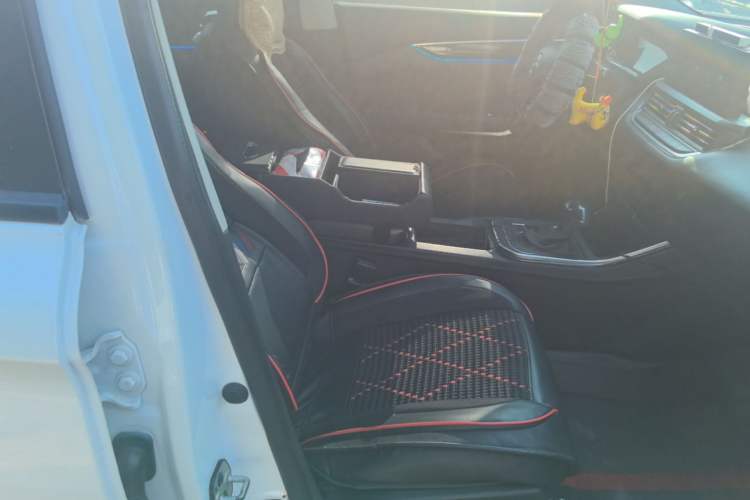 Used Dongfeng Aeolus Yixuan 2020 230T Automatic Advanced Edition Right Front Seat