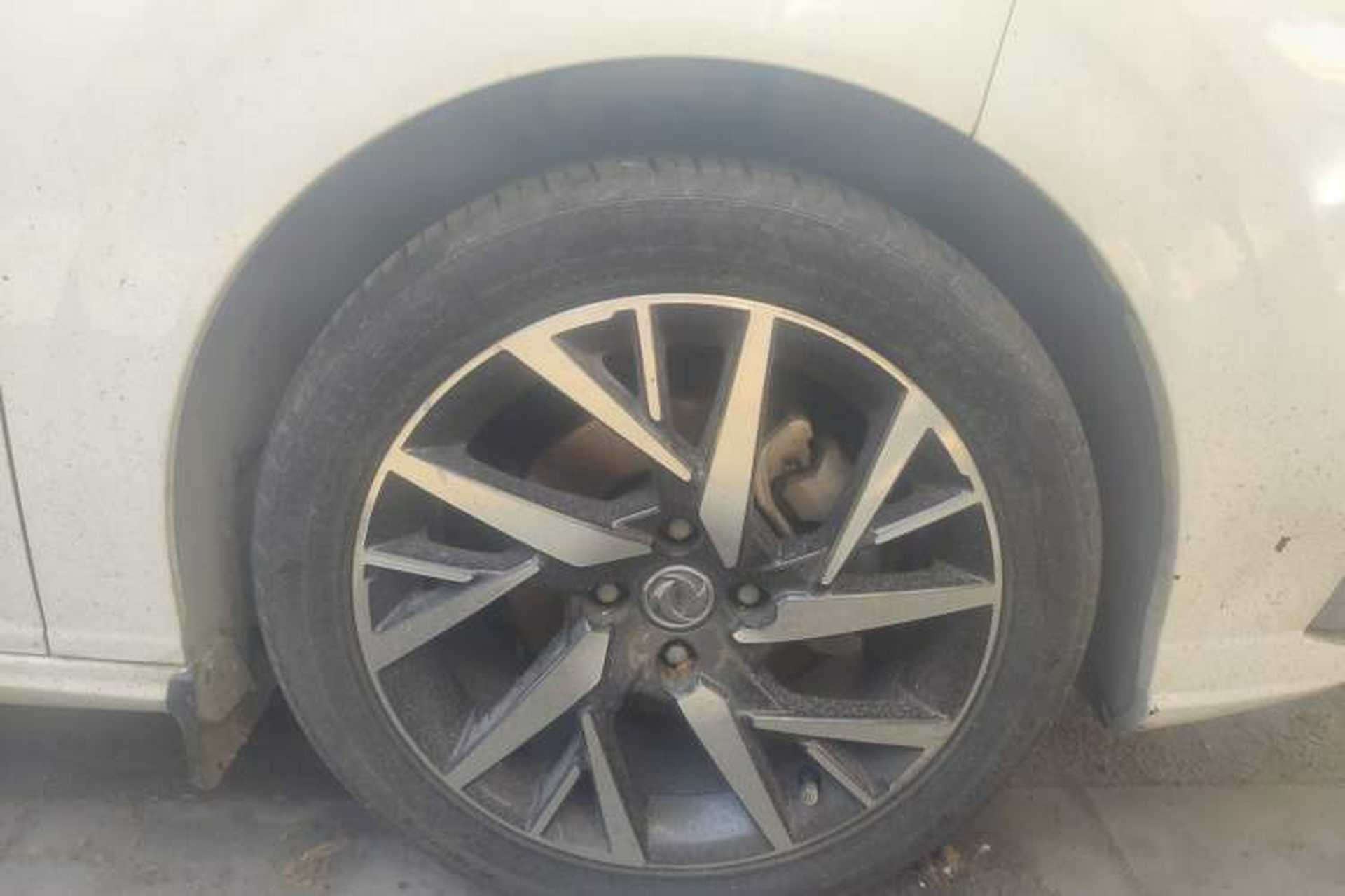 Used Dongfeng Aeolus Yixuan 2020 230T Automatic Cool Edition Right Front Wheel Hub