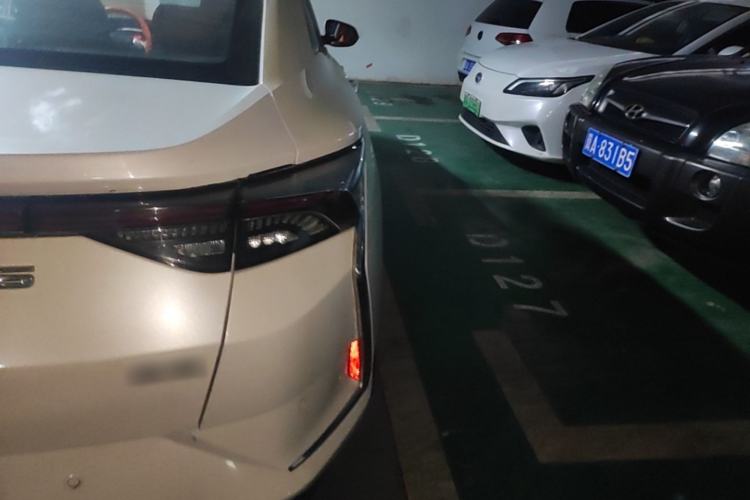 Used Dongfeng Aeolus Yixuan 2020 230T Automatic Cool Edition Right Rear Taillight