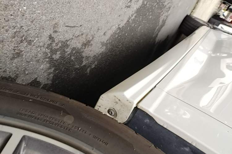 Used Dongfeng Aeolus Yixuan 2020 230T Automatic Advanced Edition Right Side Sill