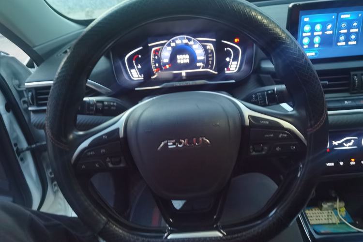 Used Dongfeng Aeolus Yixuan 2020 230T Automatic Dazzle Track Edition Steering Wheel