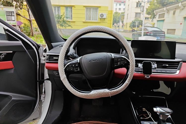 Used Dongfeng Aeolus Yixuan 2020 230T Automatic Xuanyao Track Edition Steering Wheel