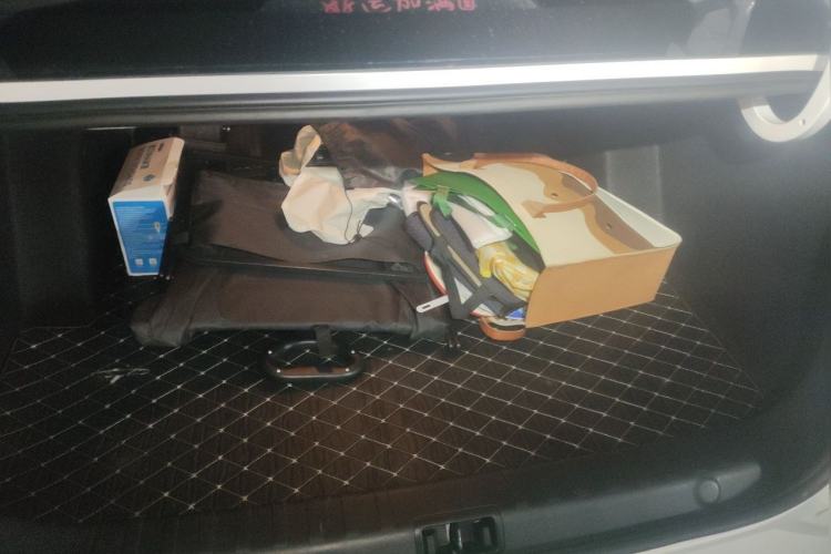 Used Dongfeng Aeolus Yixuan 2020 230T Automatic Cool Track Edition Trunk