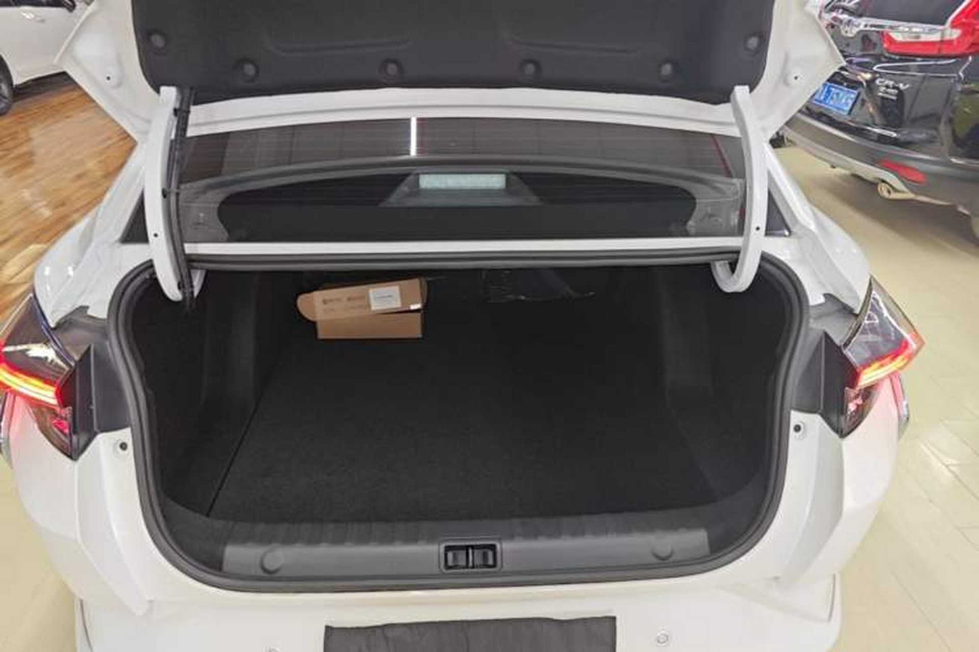 Used Dongfeng Aeolus Yixuan 2020 230T Automatic Advanced Edition Trunk