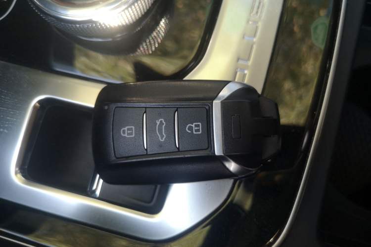 Used Dongfeng Aeolus Yixuan 2020 200T Automatic XuanYao Edition Vehicle Key