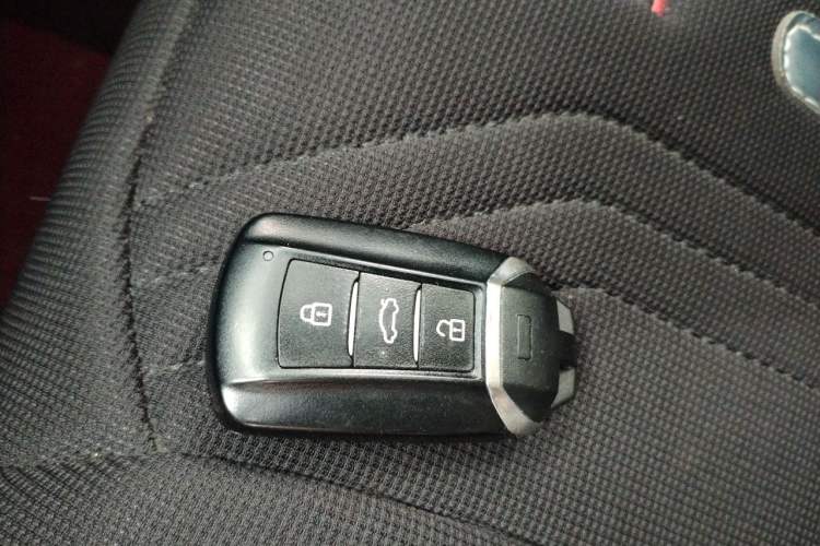 Used Dongfeng Aeolus Yixuan 2020 230T Automatic Advanced Edition Vehicle Key