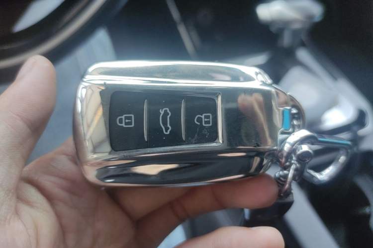 Used Dongfeng Aeolus Yixuan 2020 230T Automatic Advanced Edition Vehicle Key