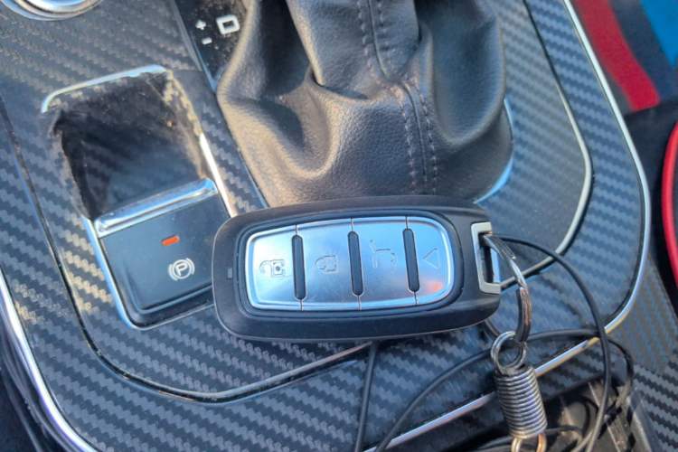 Used Dongfeng Aeolus Yixuan 2020 230T Automatic Advanced Edition Vehicle Key