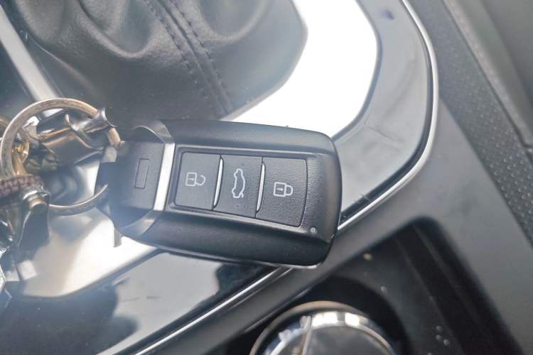Used Dongfeng Aeolus Yixuan 2020 230T Automatic Cool Edition Vehicle Key