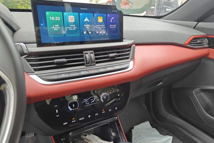 Used Dongfeng Aeolus Yixuan 2021 230T Automatic Hunter Edition Audio And AC Panel