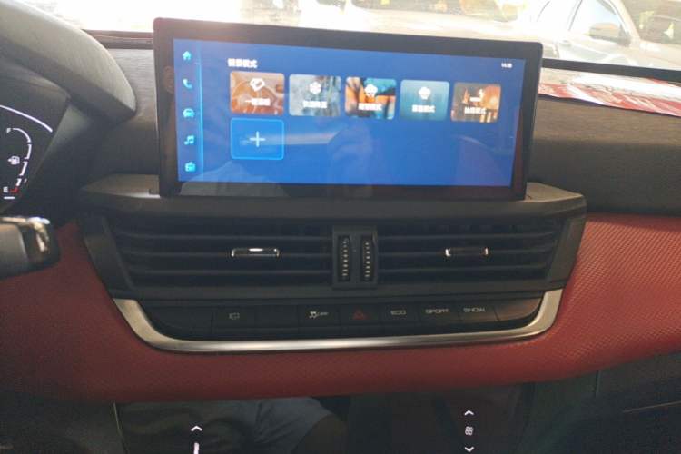 Used Dongfeng Aeolus Yixuan 2021 230T Automatic Zuiying Knight Edition Audio And AC Panel